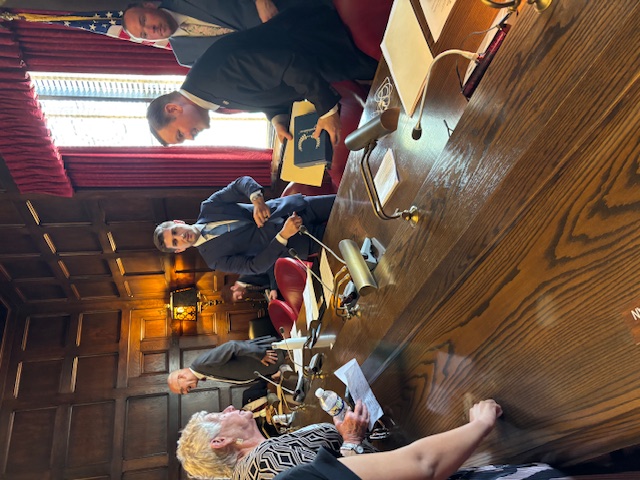 Judy LaPorta speaks to NJ legislators.